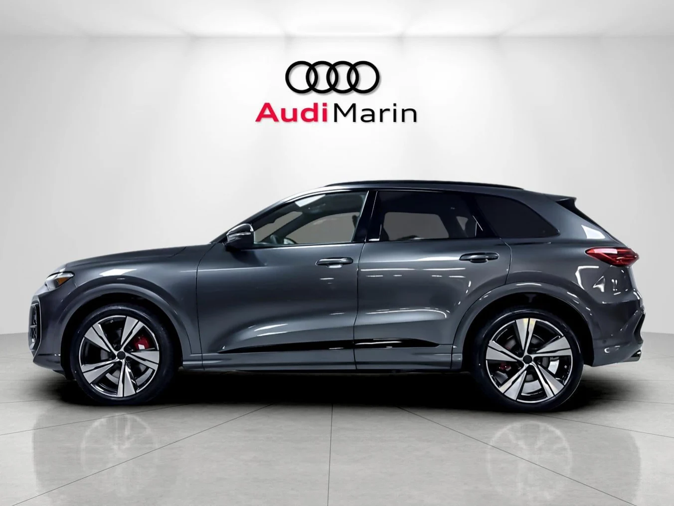 2026 Audi SQ5 Premium Plus quattro (GU), 2/20