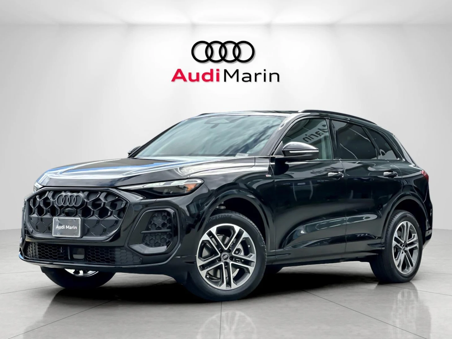 Audi Q5 Premium quattro (GU) · Mythos Black Metallic · Indigo Auto Group
