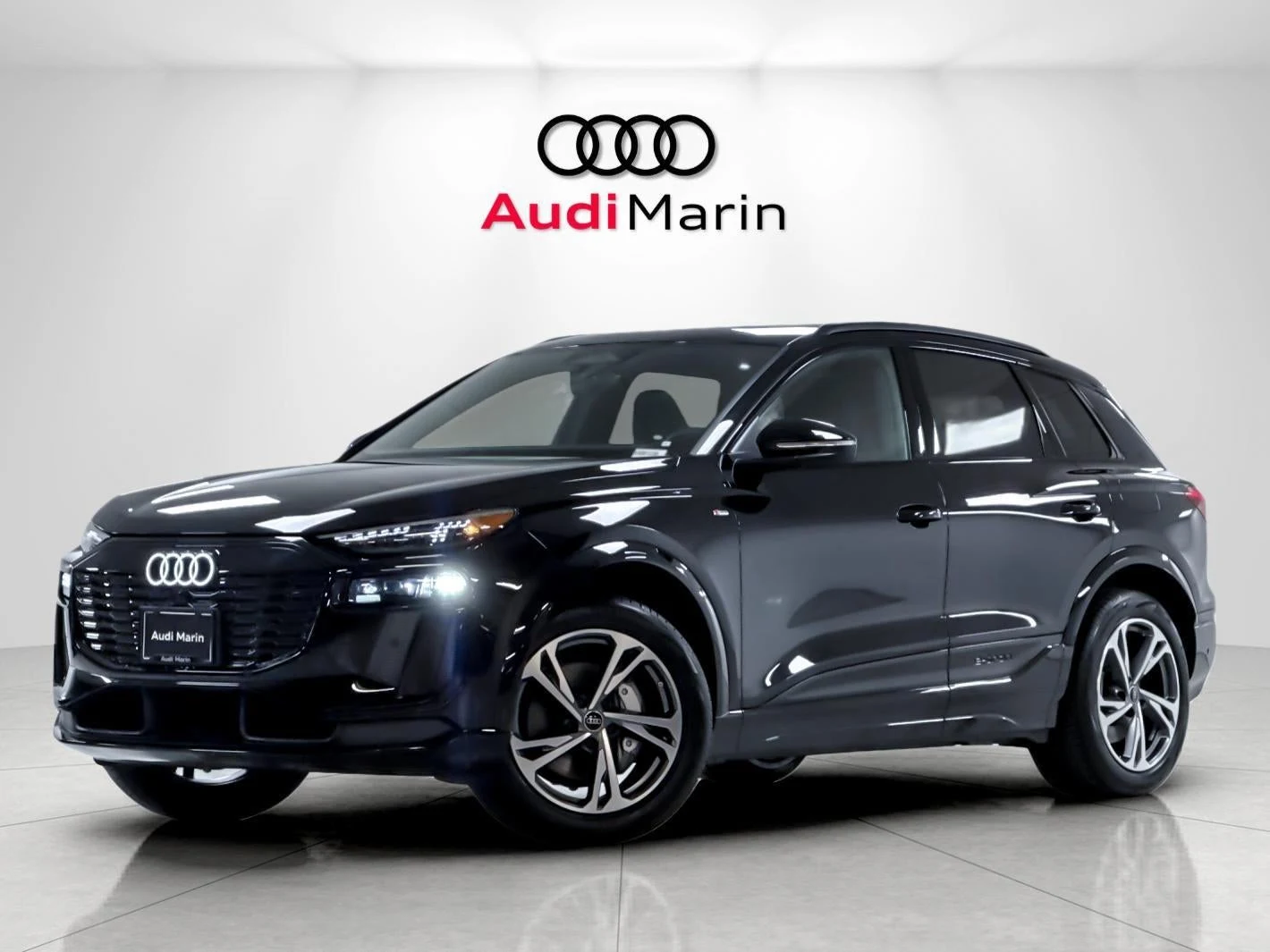 Audi Q6 e-tron Premium Plus · Mythos Black Metallic · Indigo Auto Group