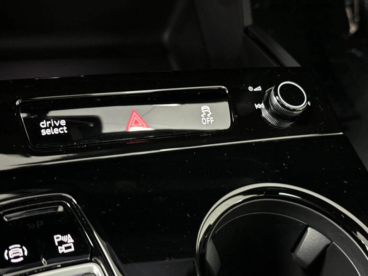 2027 Audi Q6 e-tron Premium Plus, 20/20