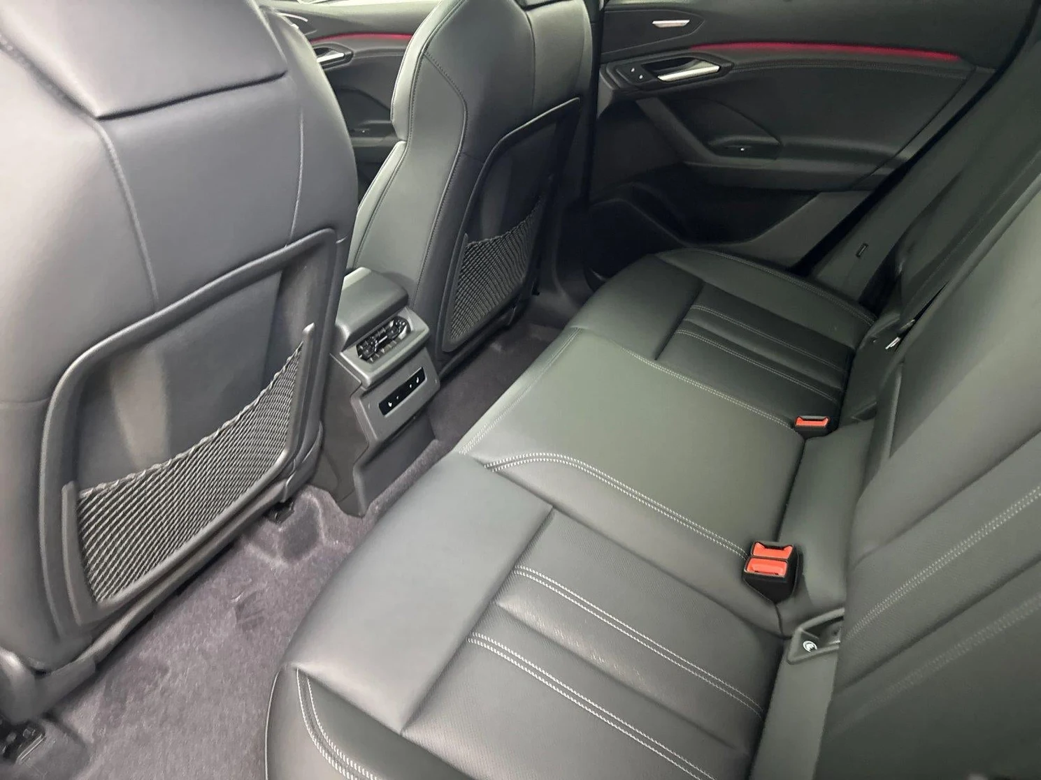 2027 Audi Q6 e-tron Premium Plus, 11/20