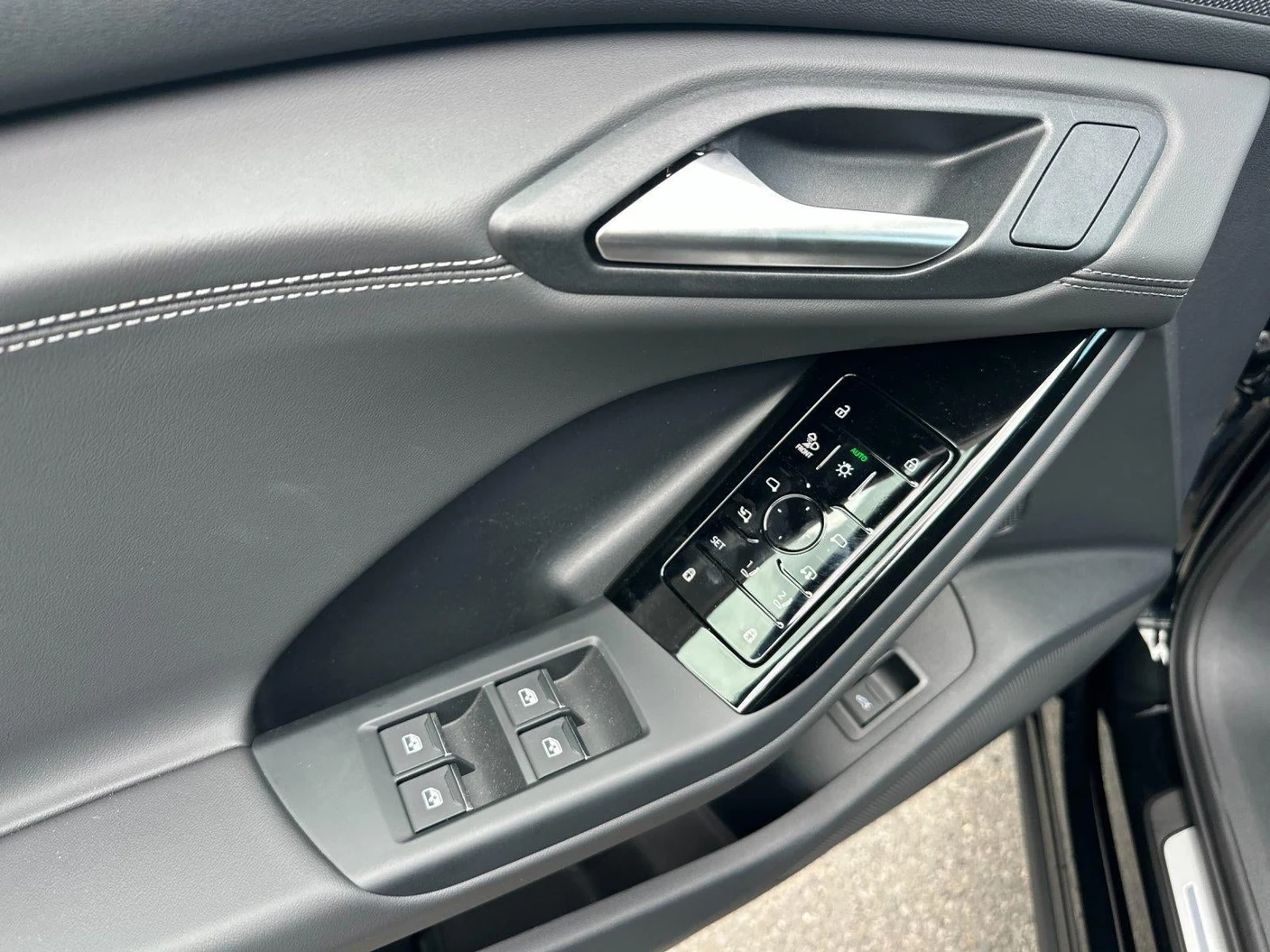 2027 Audi Q6 e-tron Prestige, 10/20