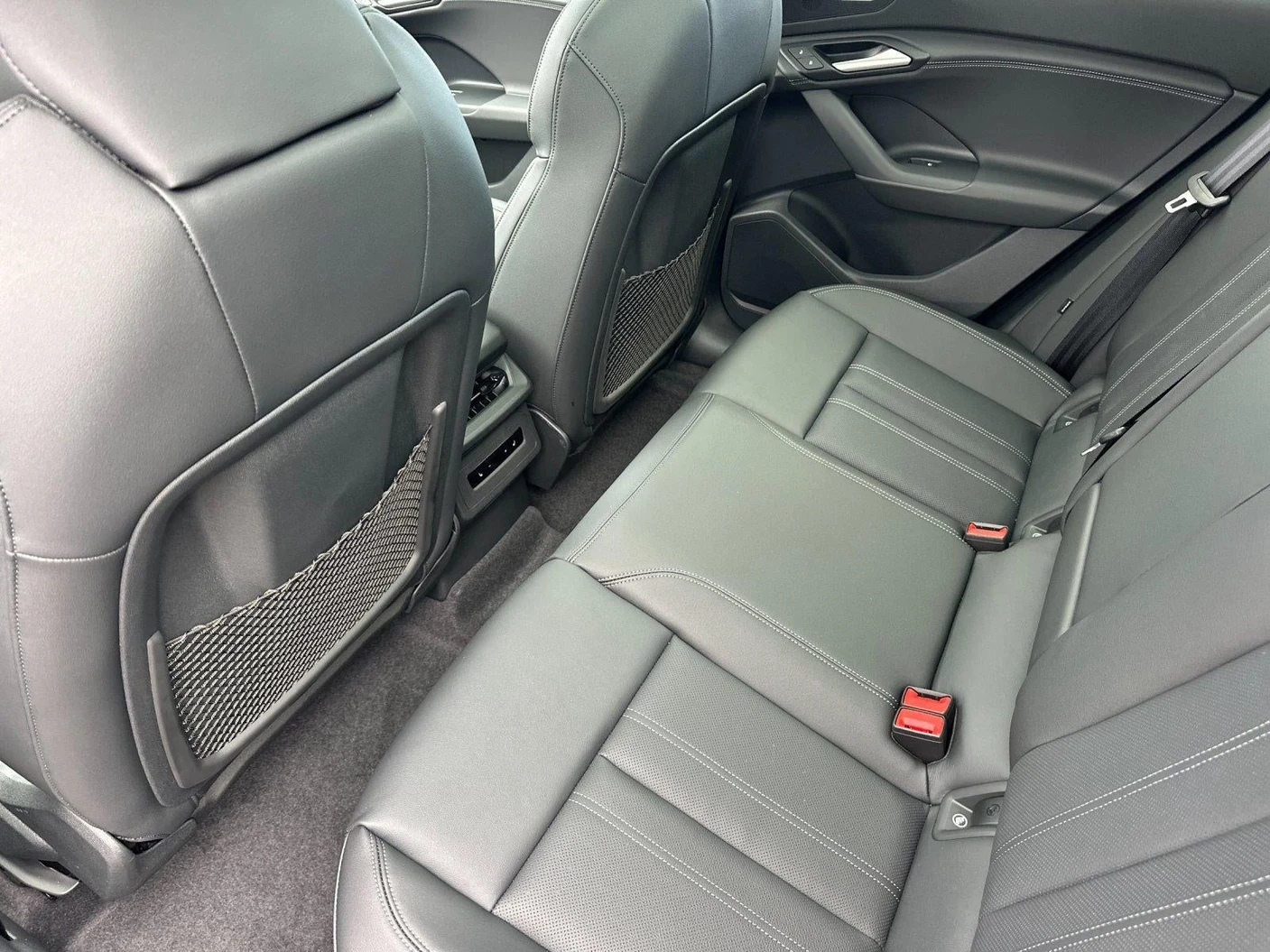 2027 Audi Q6 e-tron Prestige, 11/20