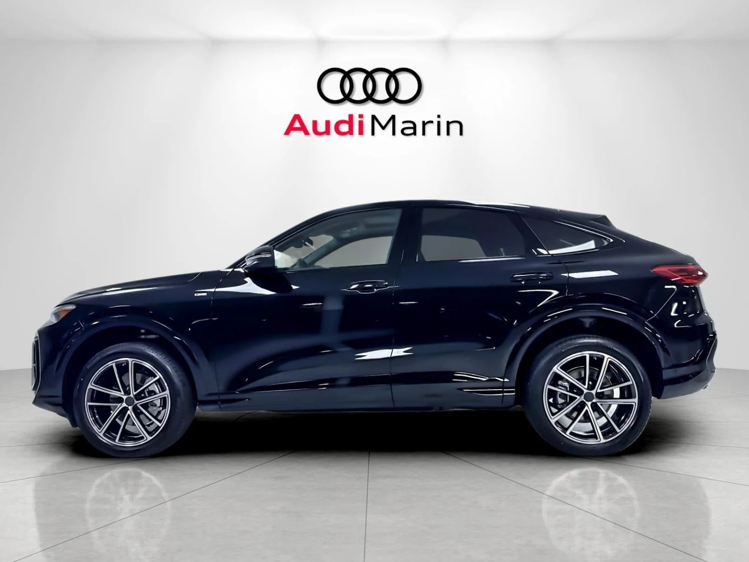 2026 Audi Q5 Sportback Premium Plus (GU), 2/20