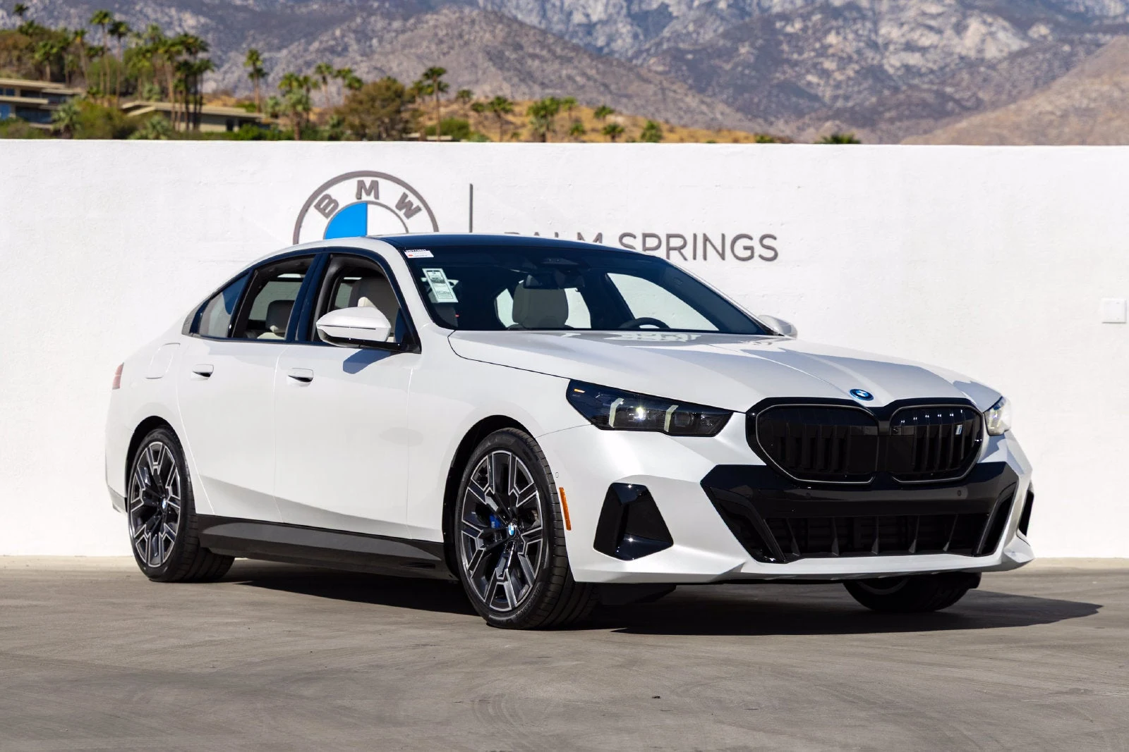2027 BMW i5 eDrive40 (G60), 2/20