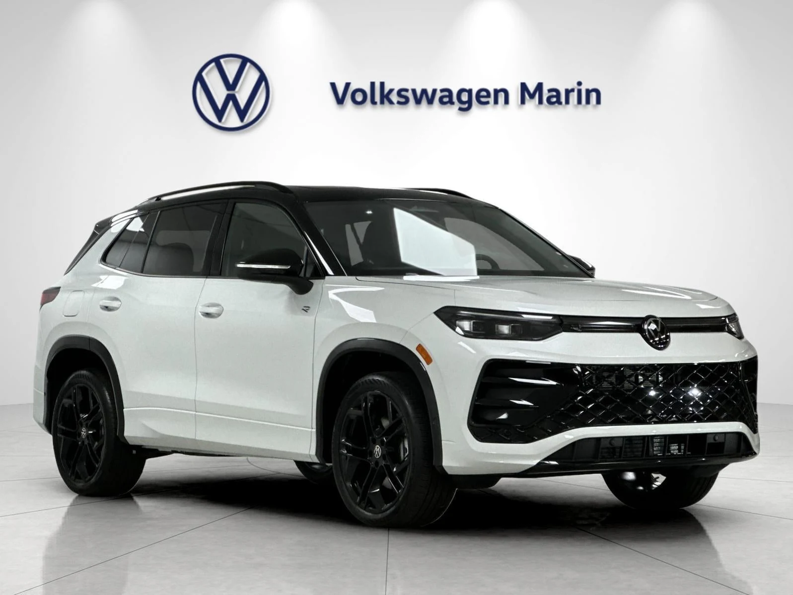 2026 Volkswagen Tiguan SE R-Line Black (3rd Generation North America), 7/20