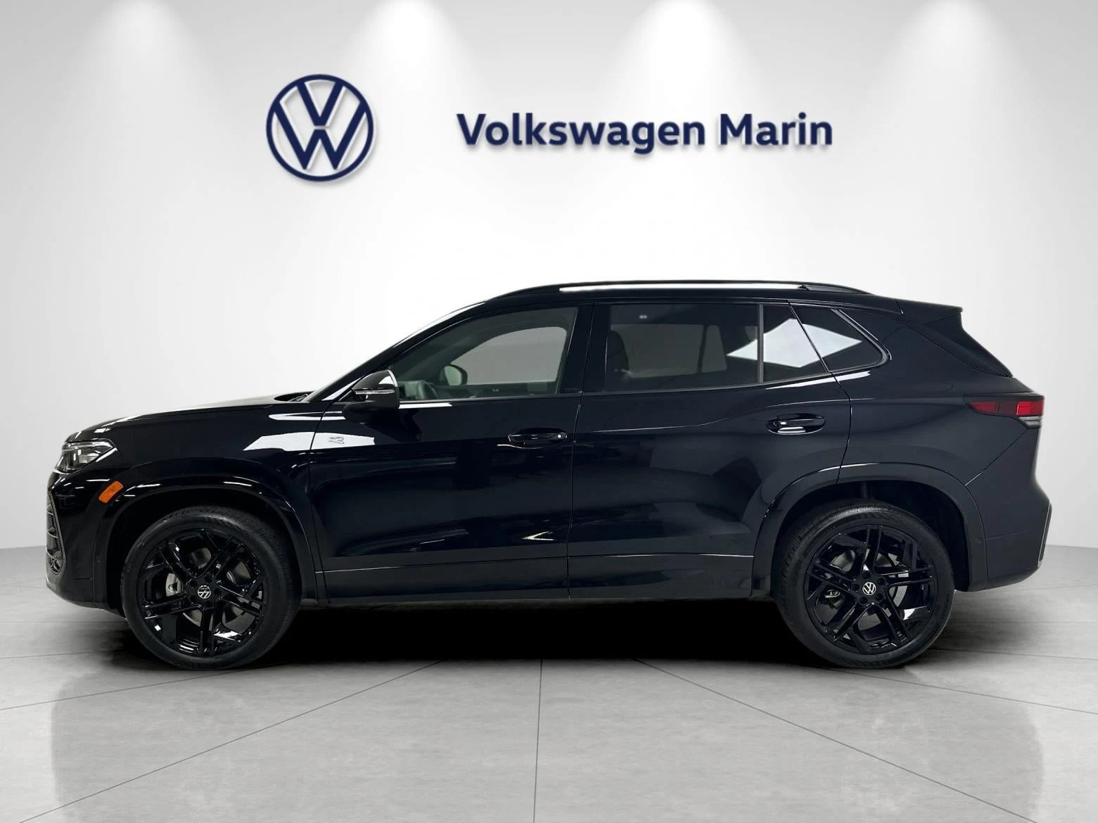 2026 Volkswagen Tiguan SE R-Line Black (3rd Generation North America), 2/20