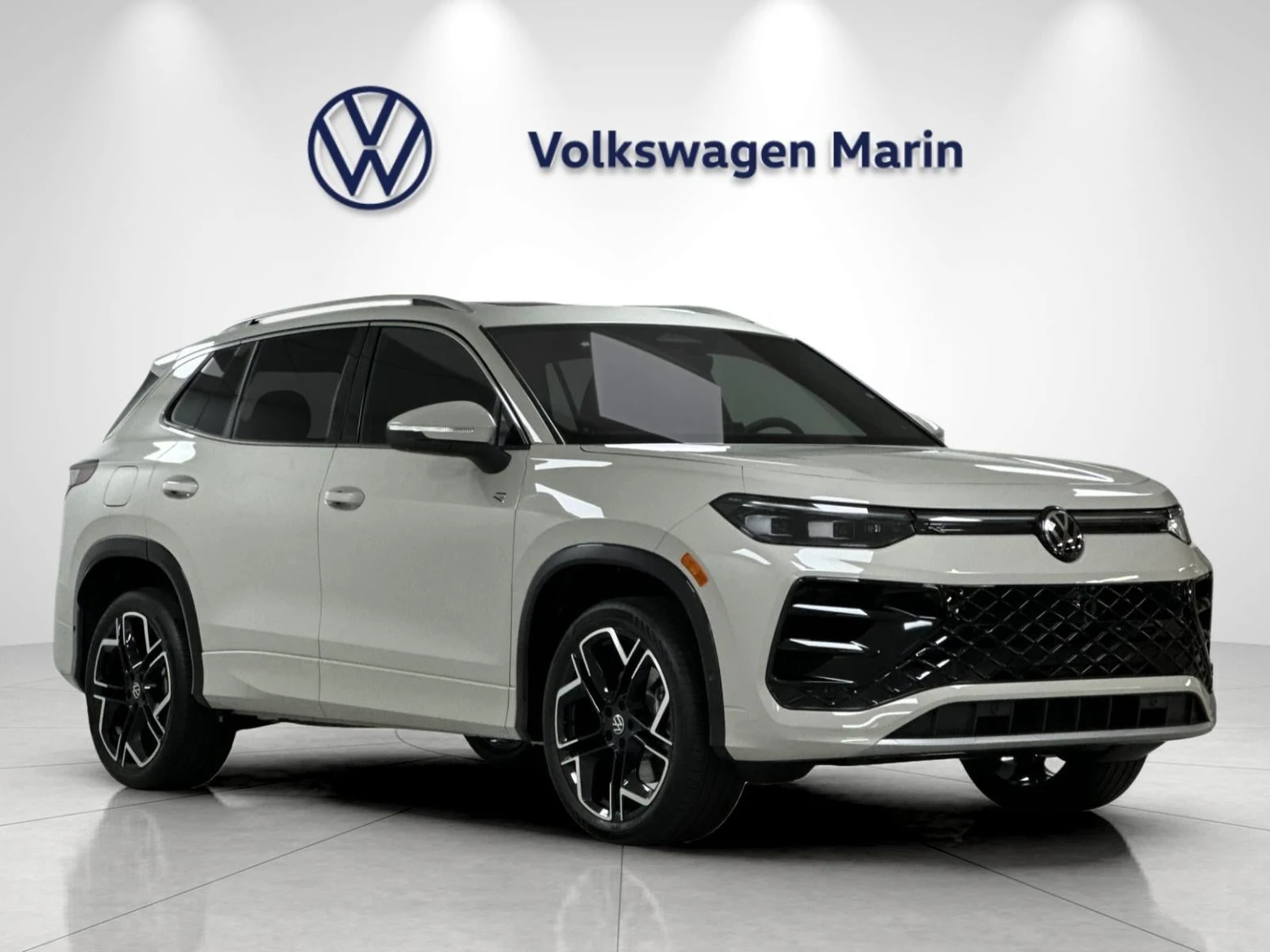 2026 Volkswagen Tiguan SEL R-Line Turbo (3rd Generation North America), 7/20