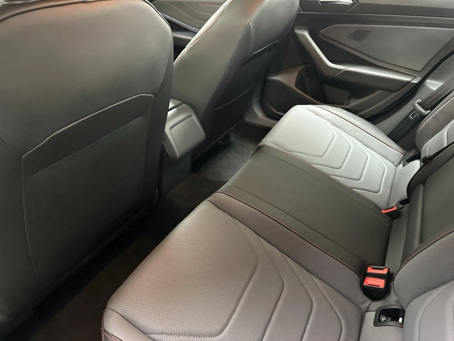 2027 Volkswagen Jetta GLI Autobahn (2025 Update), 11/20