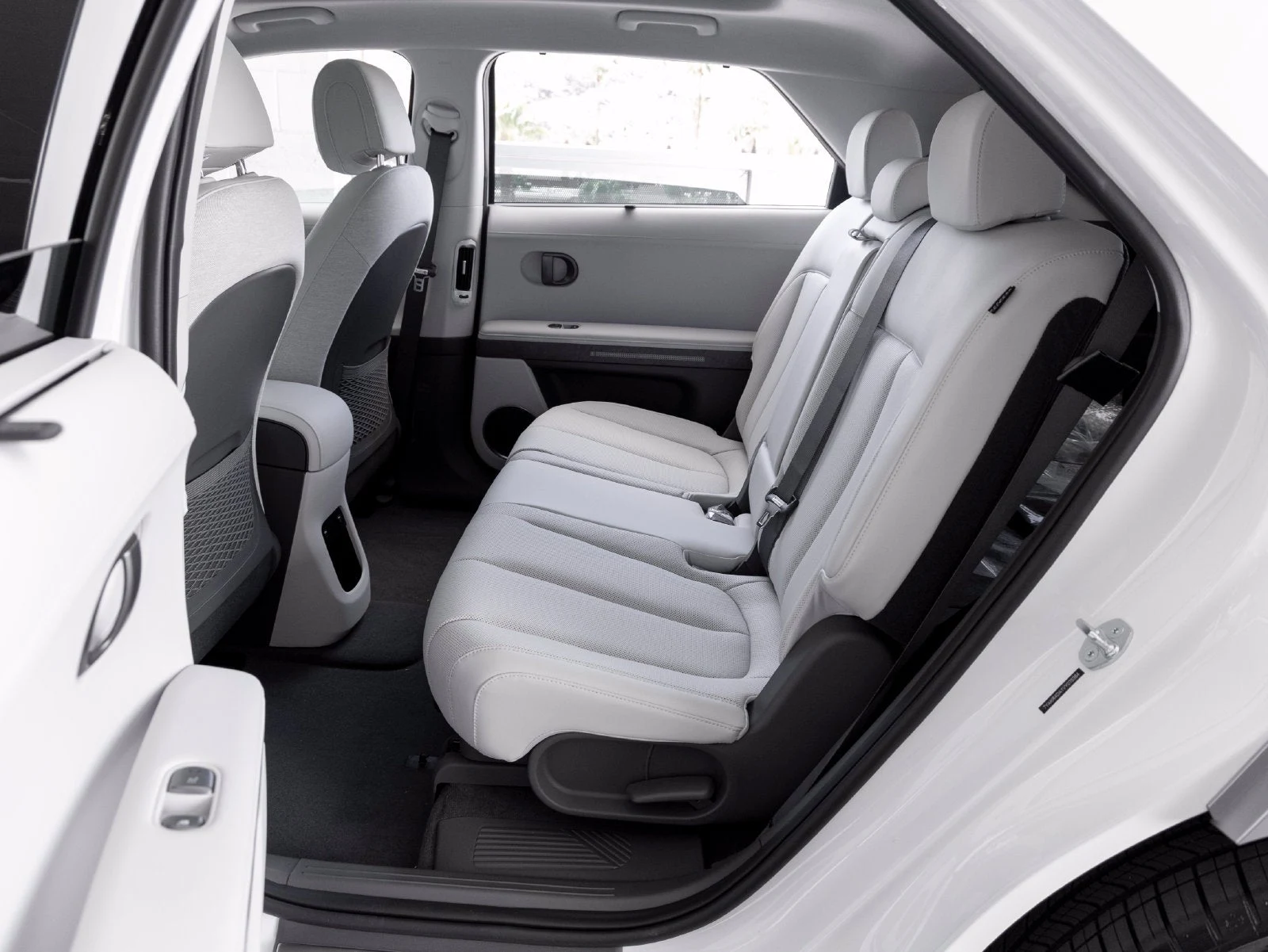 2027 Hyundai IONIQ 5 Limited (2025 Update), 20/20