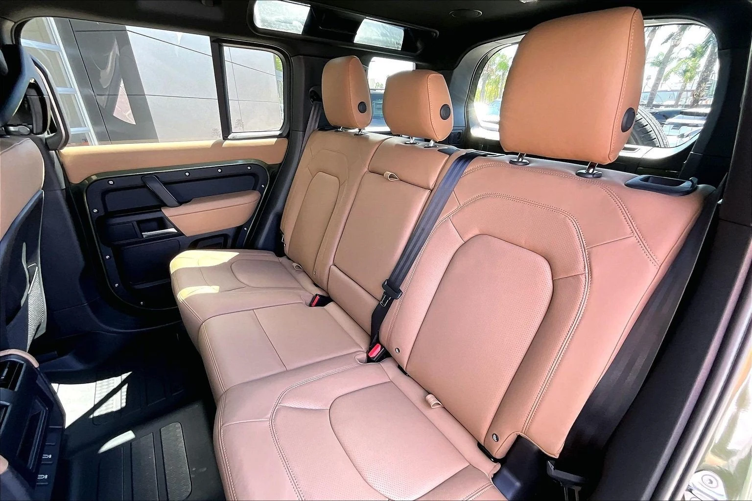 2026 Land Rover Defender 110 X-Dynamic SE (L663), 10/14