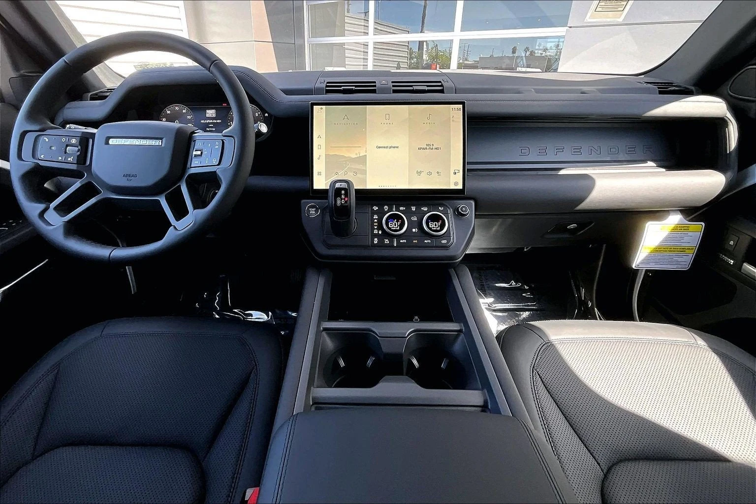 2026 Land Rover Defender 110 X-Dynamic SE (L663), 5/14