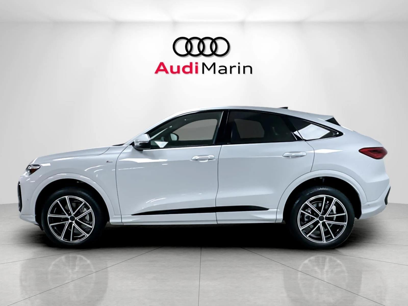 2026 Audi Q5 Sportback Premium Plus (GU), 2/20