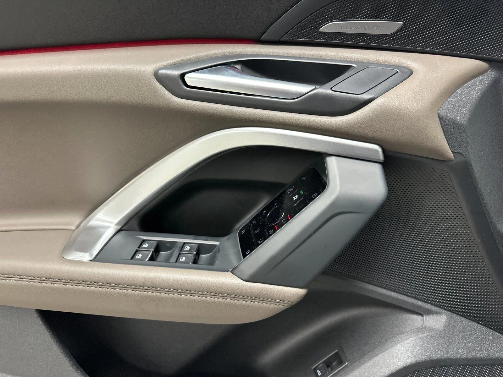 2026 Audi Q5 Sportback Premium Plus (GU), 10/20