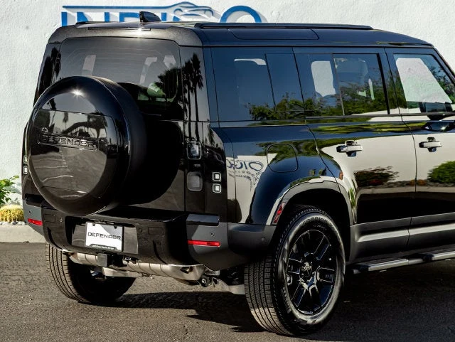 2026 Land Rover Defender 110 S (L663), 7/20
