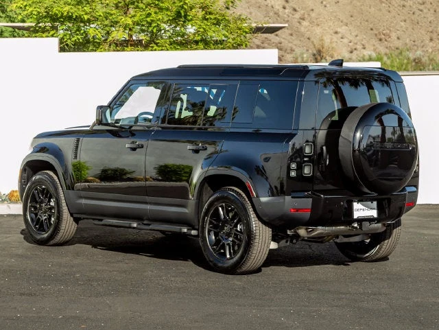 2026 Land Rover Defender 110 S (L663), 9/20