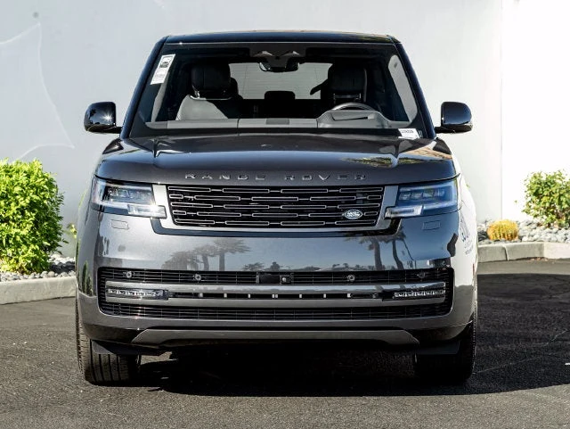 2027 Land Rover Range Rover SE (L460), 3/20