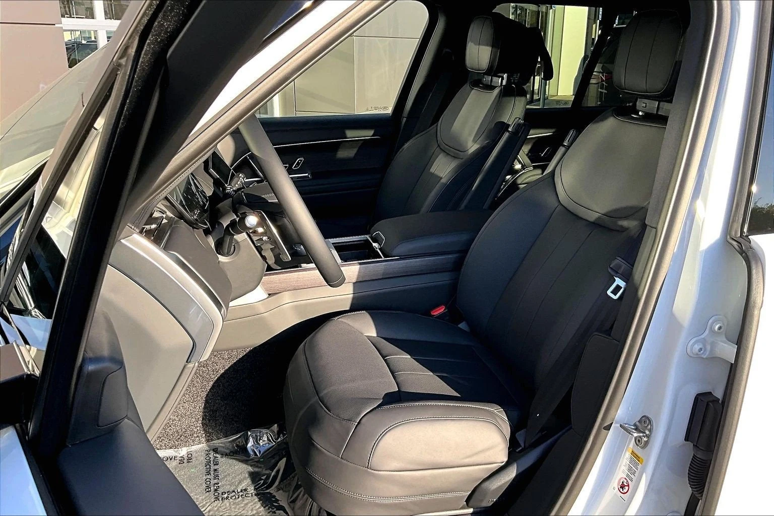 2027 Land Rover Range Rover SE (L460), 9/14