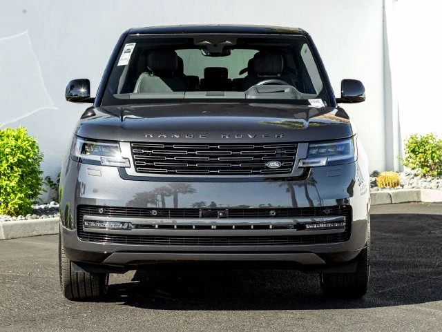 2027 Land Rover Range Rover SE LWB (L460), 3/20