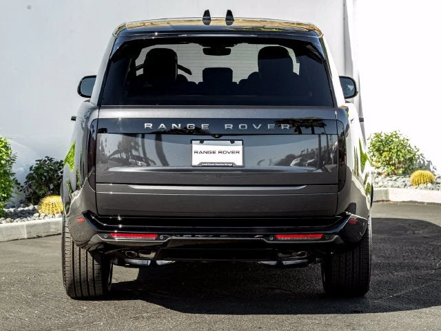 2027 Land Rover Range Rover SE LWB (L460), 8/20