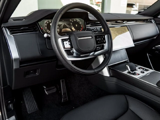 2027 Land Rover Range Rover SE LWB (L460), 16/20