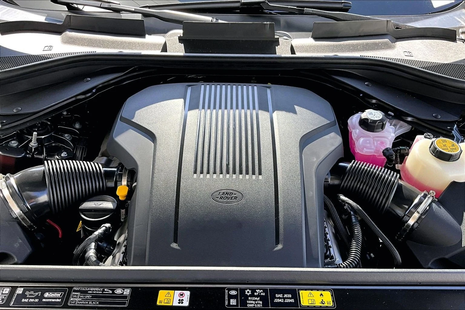 2027 Land Rover Range Rover SE LWB (L460), 12/15