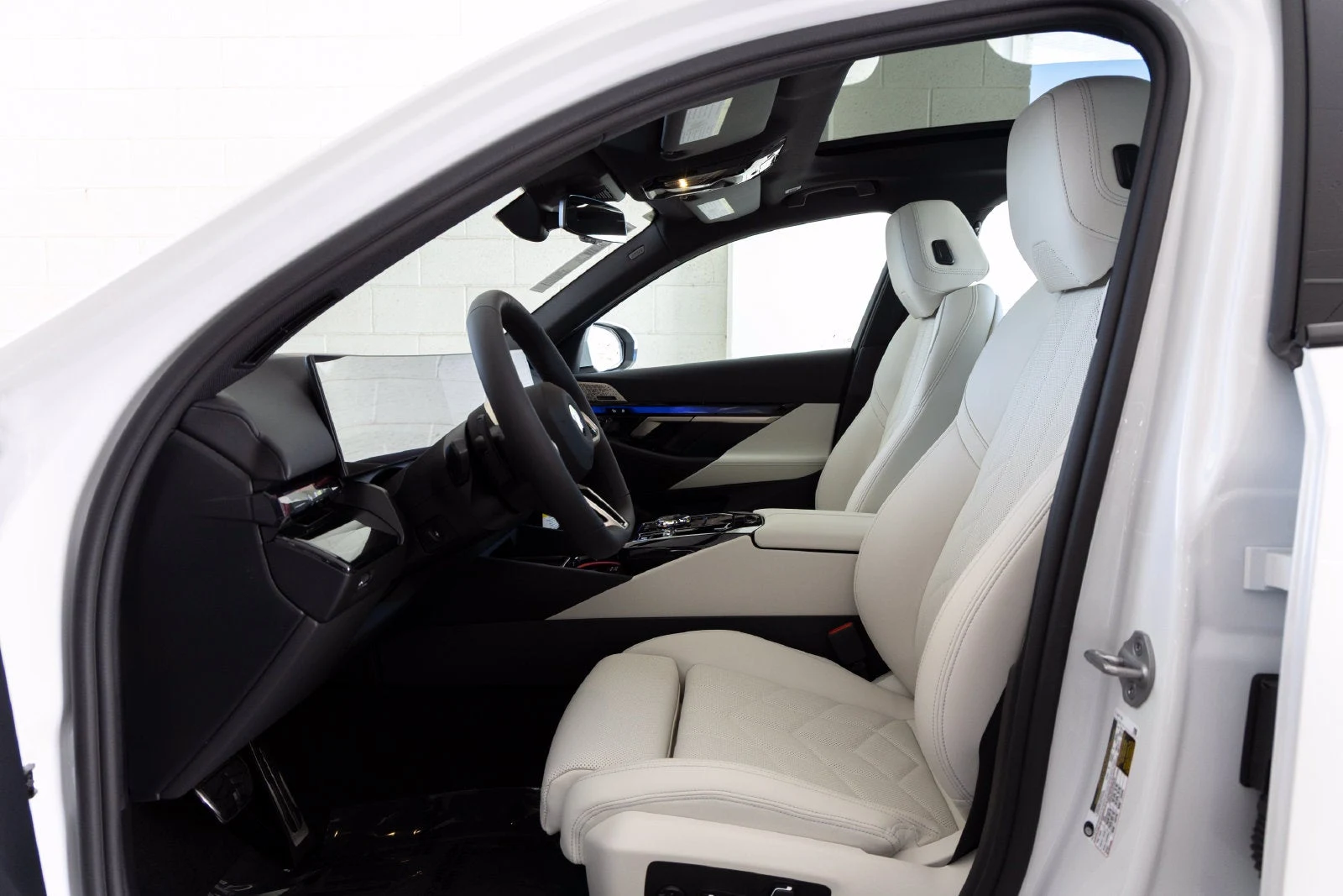 2027 BMW 530i (G60), 16/20