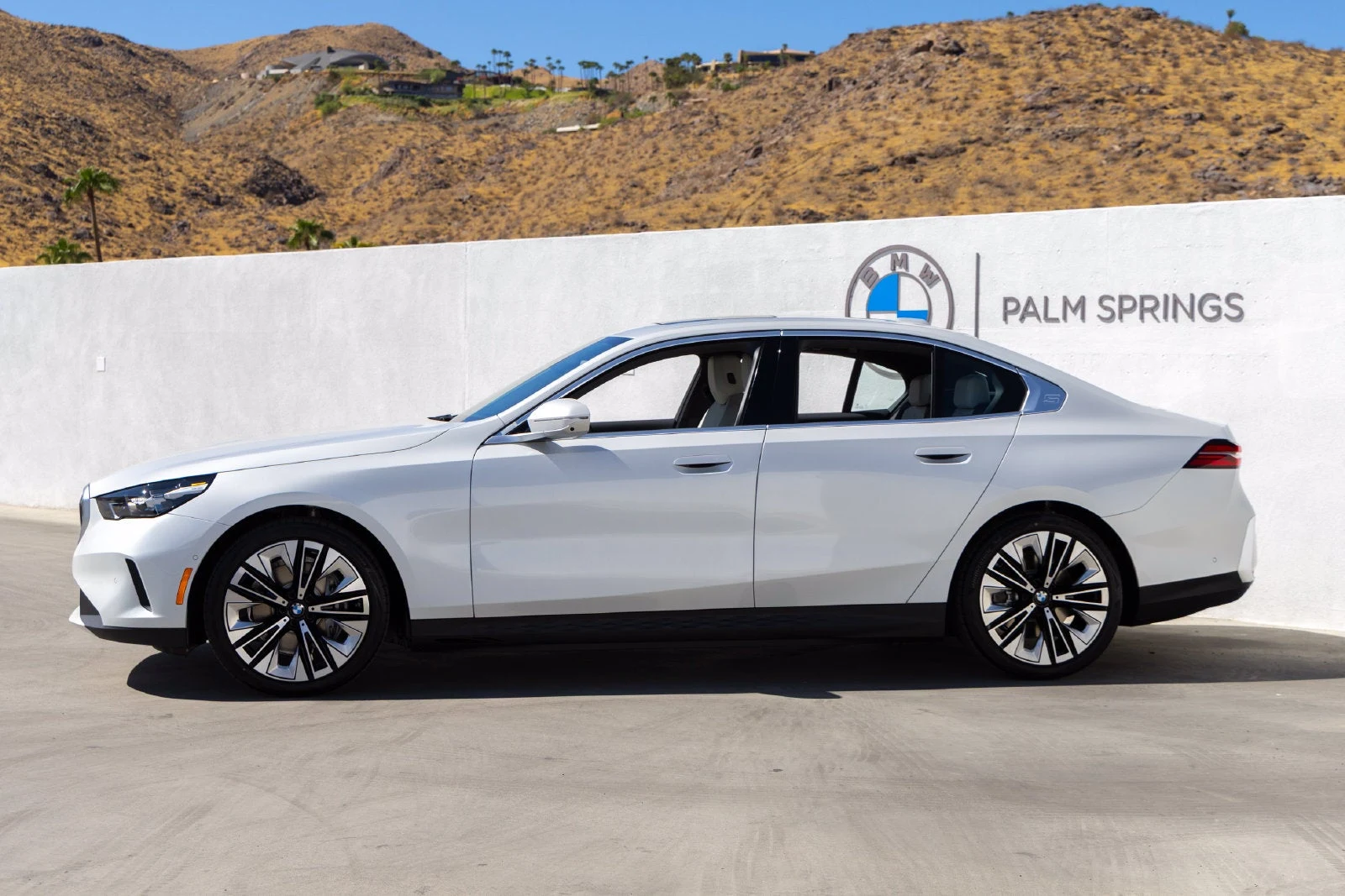 2027 BMW i5 eDrive40 (G60), 3/20