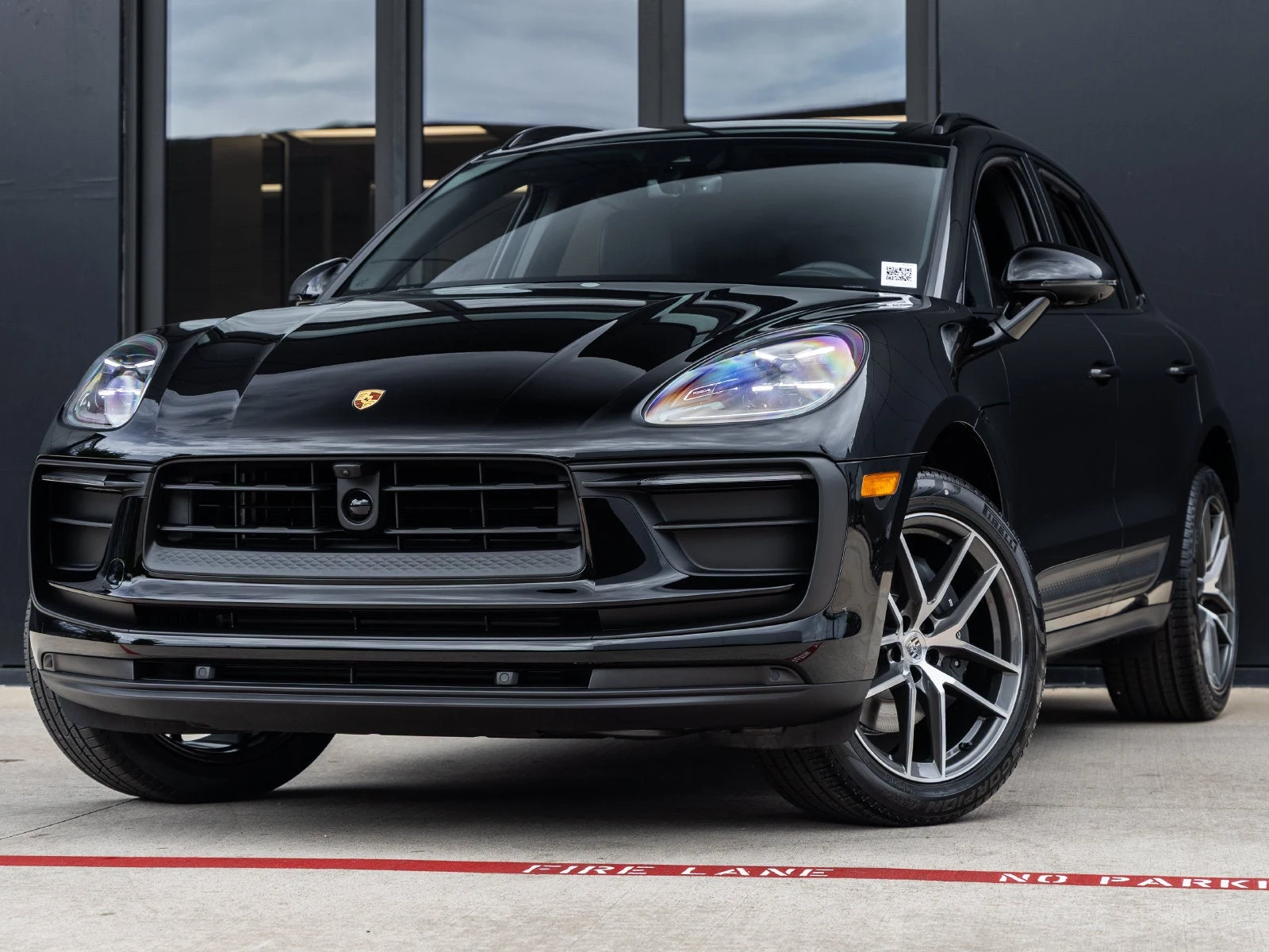 Porsche Macan (95B) · black · Indigo Auto Group