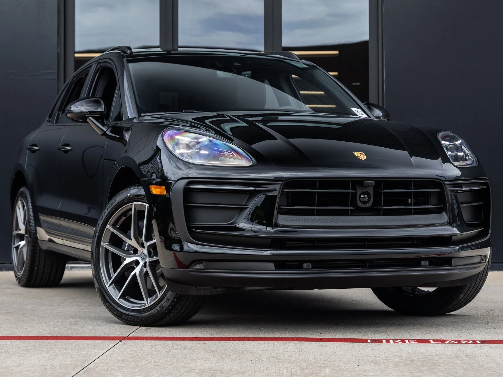 2026 Porsche Macan (95B), 6/20