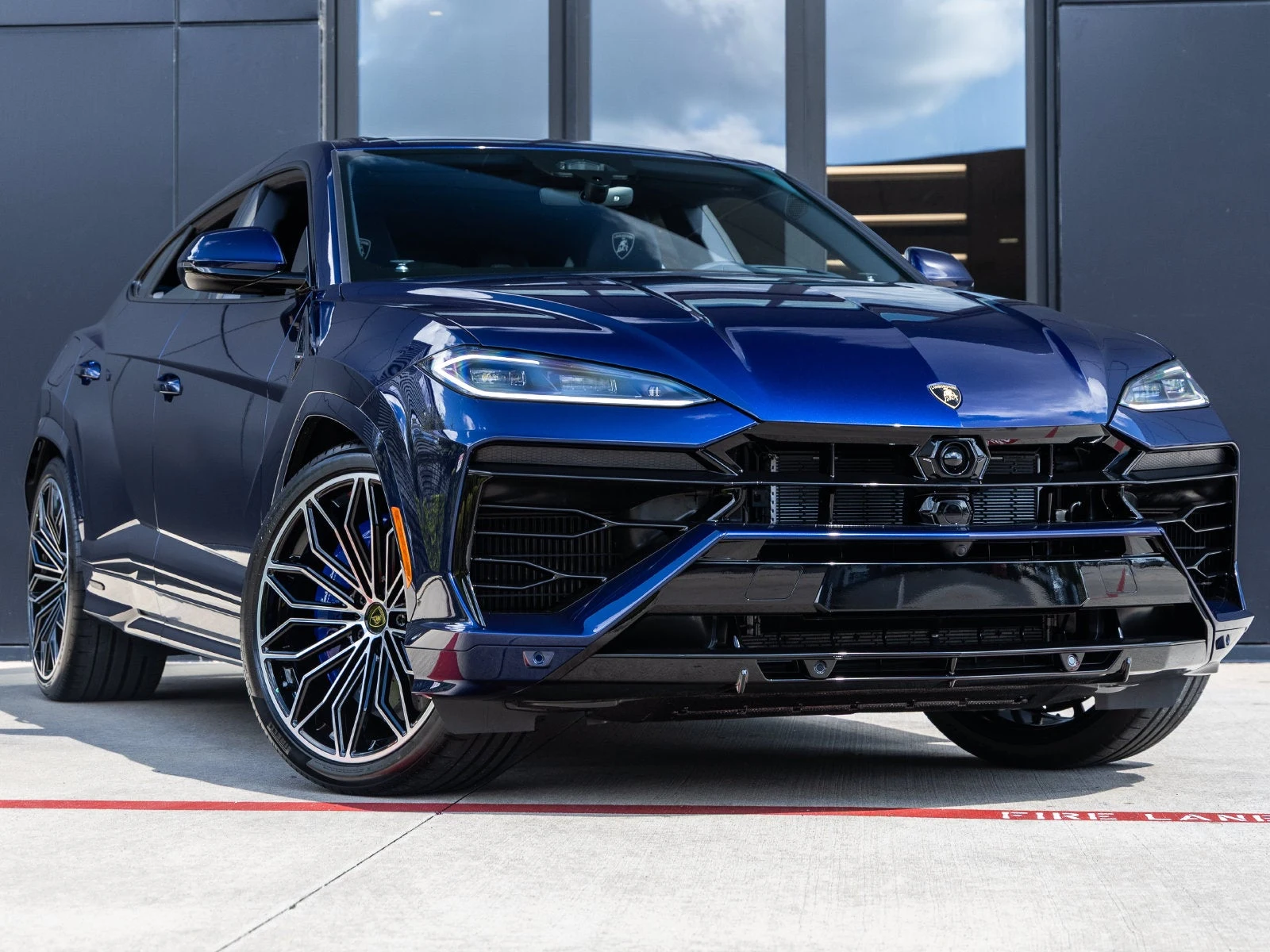 2026 Lamborghini Urus SE, 2/20