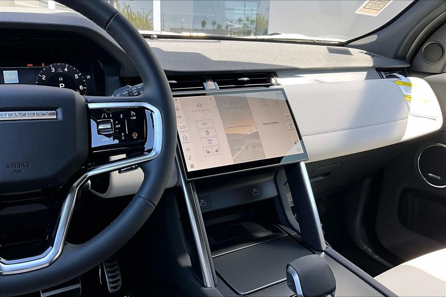 2026 Land Rover Discovery Sport Landmark (L550), 7/14