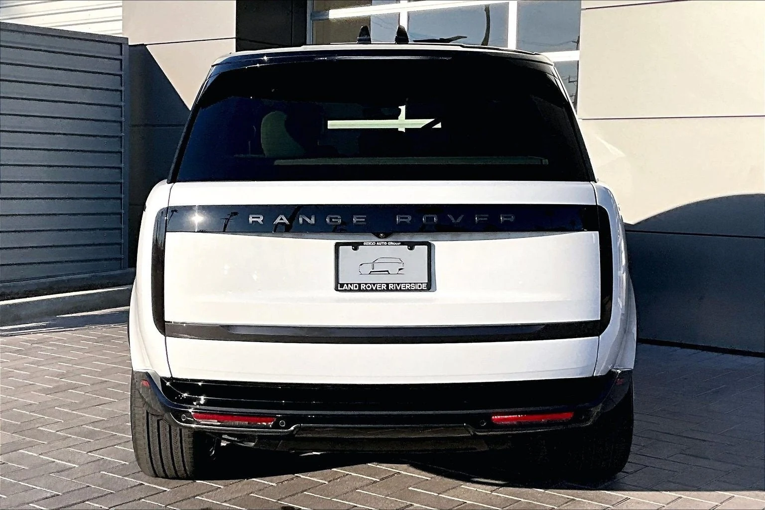 2027 Land Rover Range Rover SE (L460), 4/14