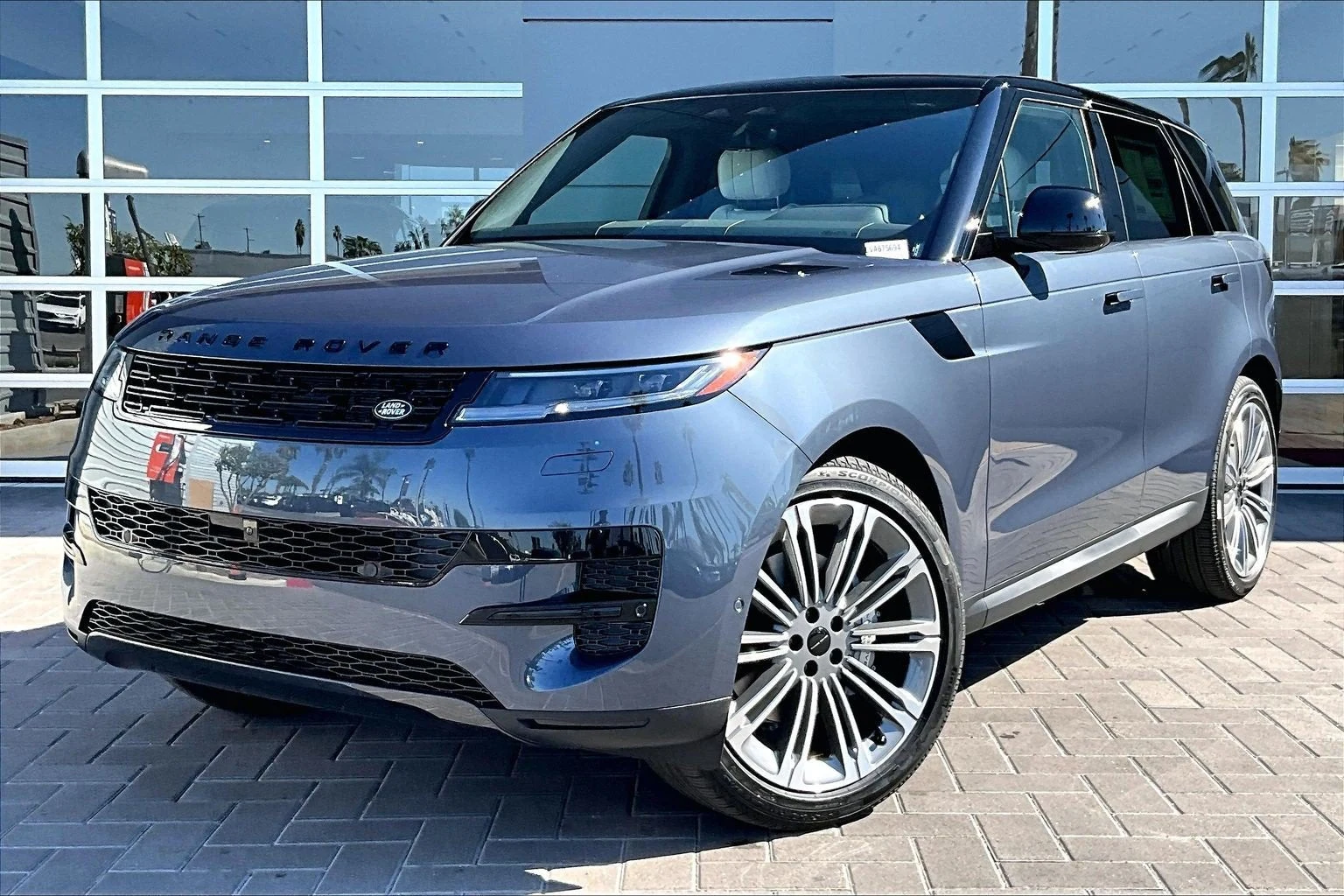 Land Rover Range Rover Sport SE (L461) · Varesine Blue Metallic · Indigo Auto Group
