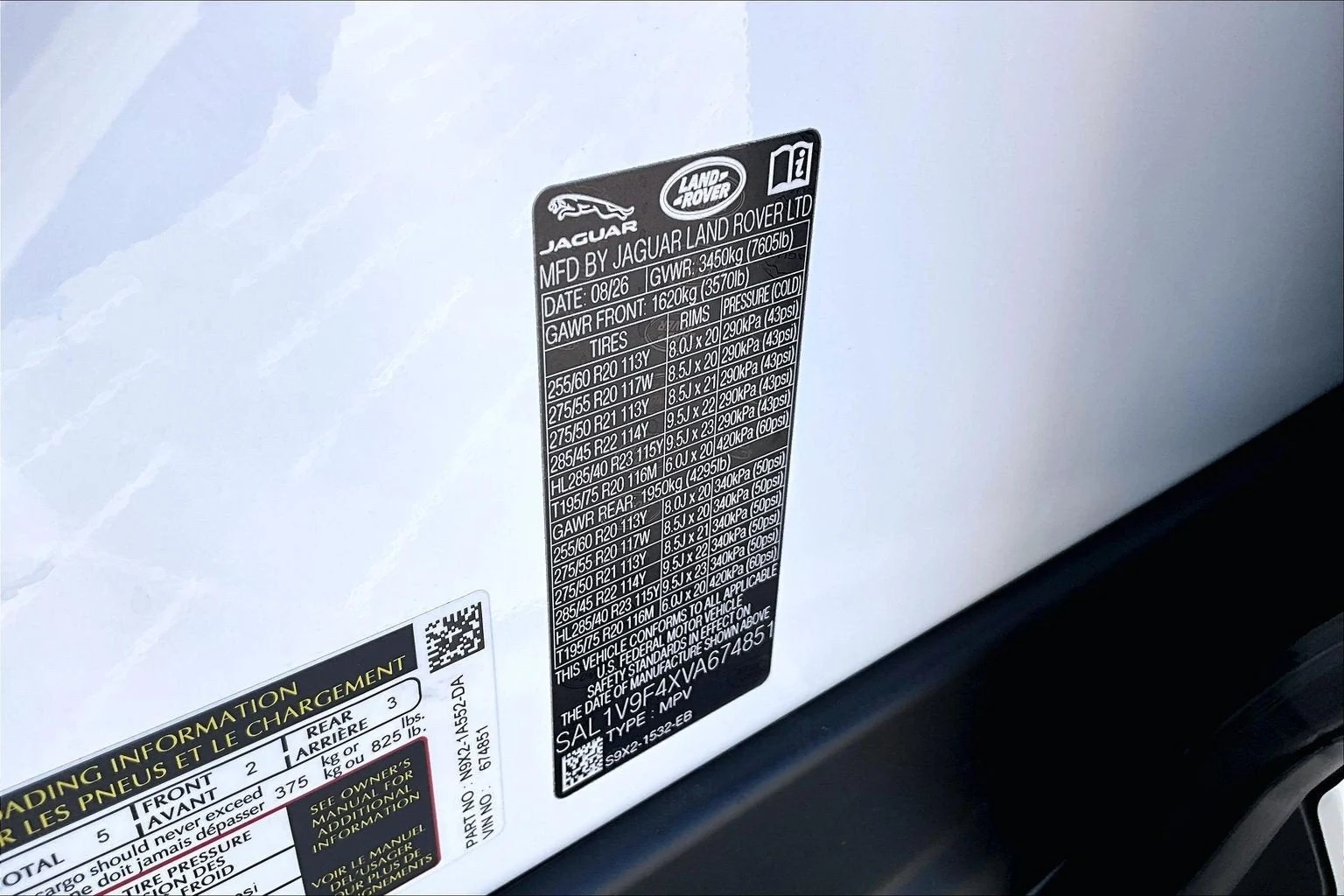 2027 Land Rover Range Rover Sport Plug-In Hybrid Battersea Edition (L461), 13/14