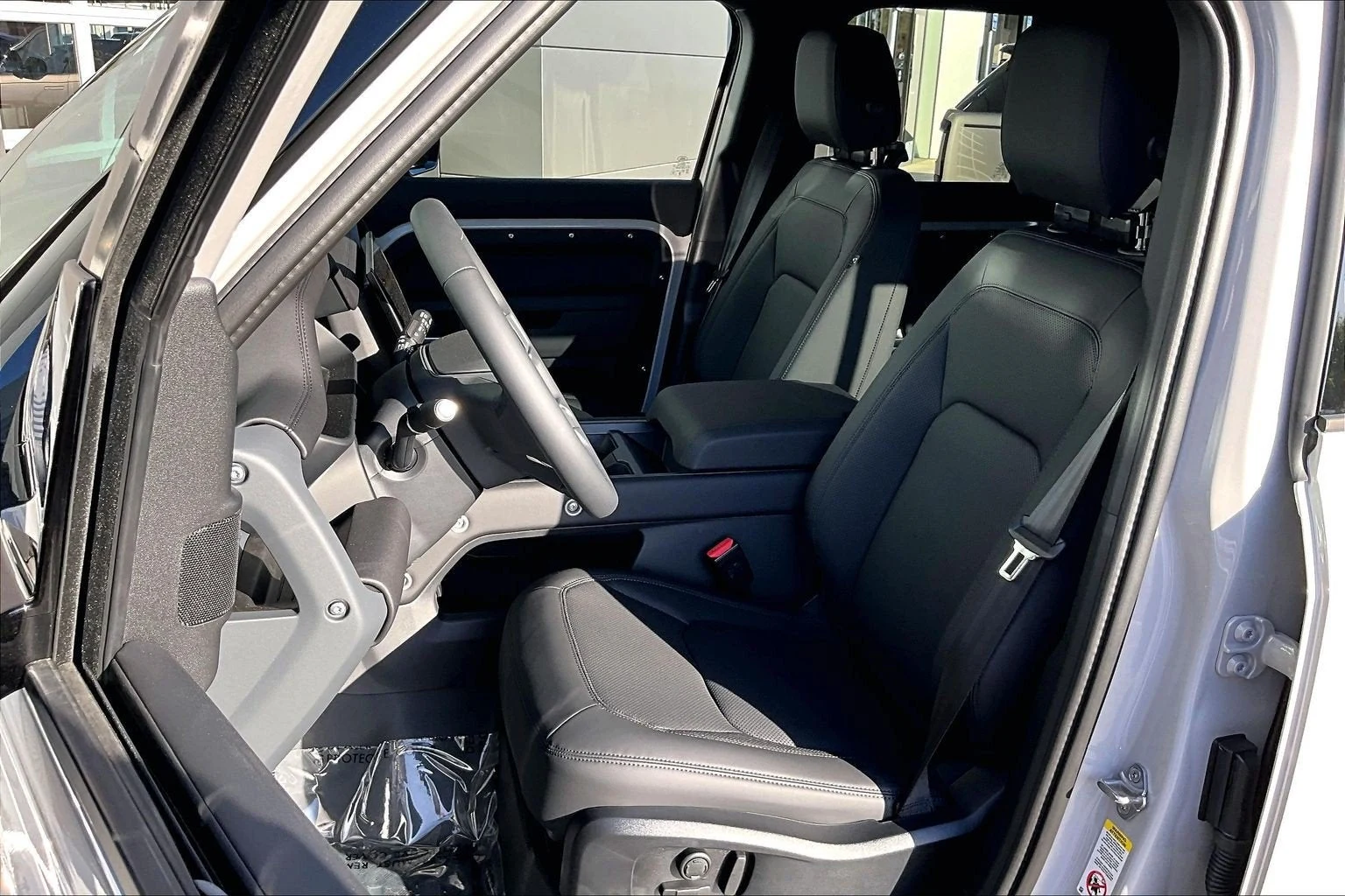 2026 Land Rover Defender 110 S (L663), 9/14