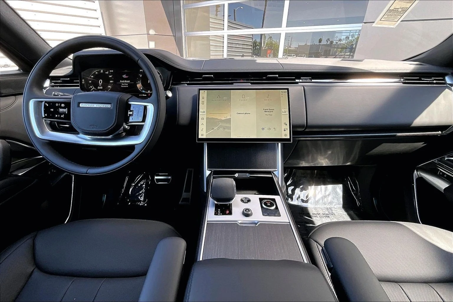 2027 Land Rover Range Rover SE (L460), 5/14