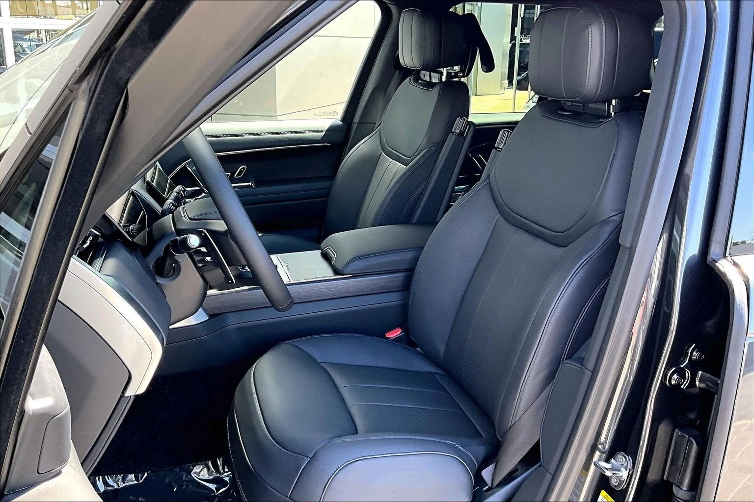 2027 Land Rover Range Rover SE (L460), 9/14