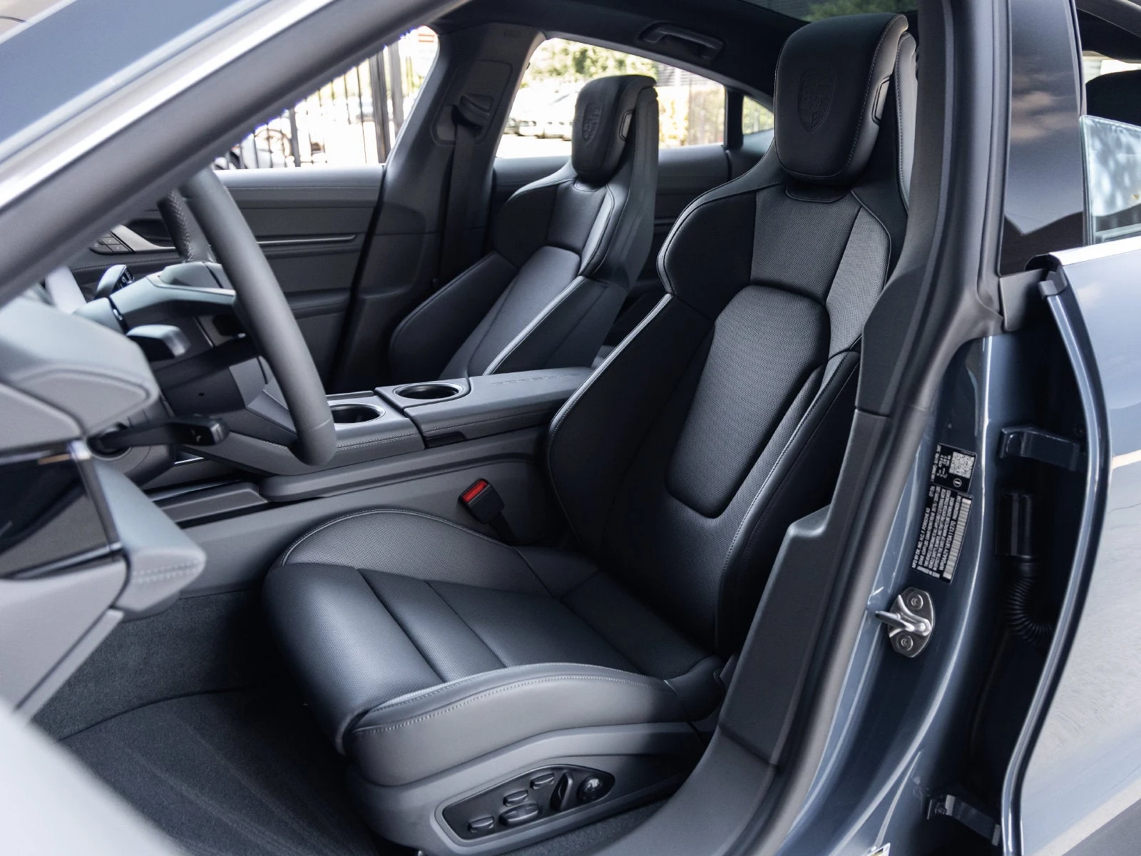 2026 Porsche Taycan 4 Sedan (2025 Update), 5/20