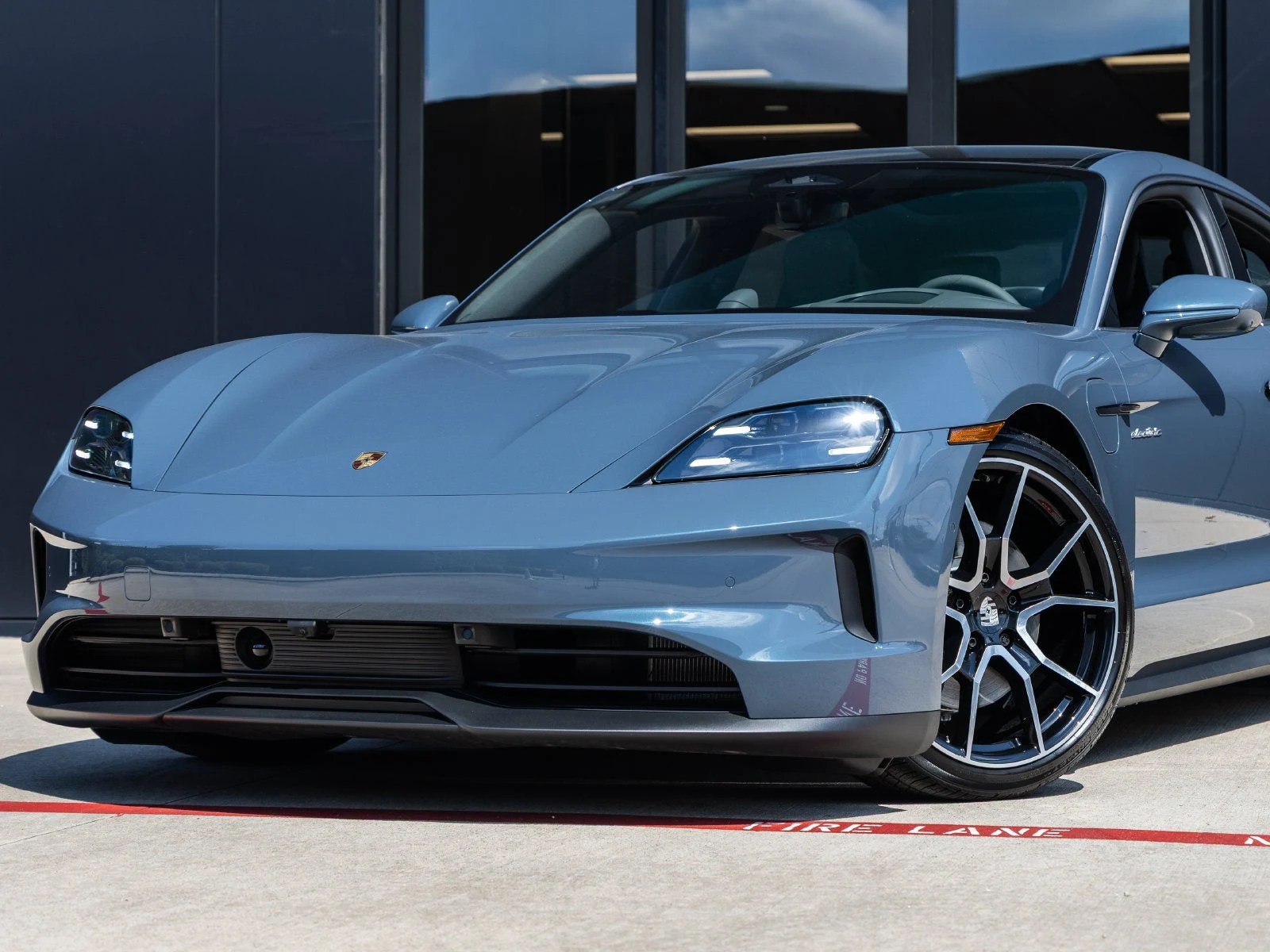 2026 Porsche Taycan 4 Sedan (2025 Update), 7/20