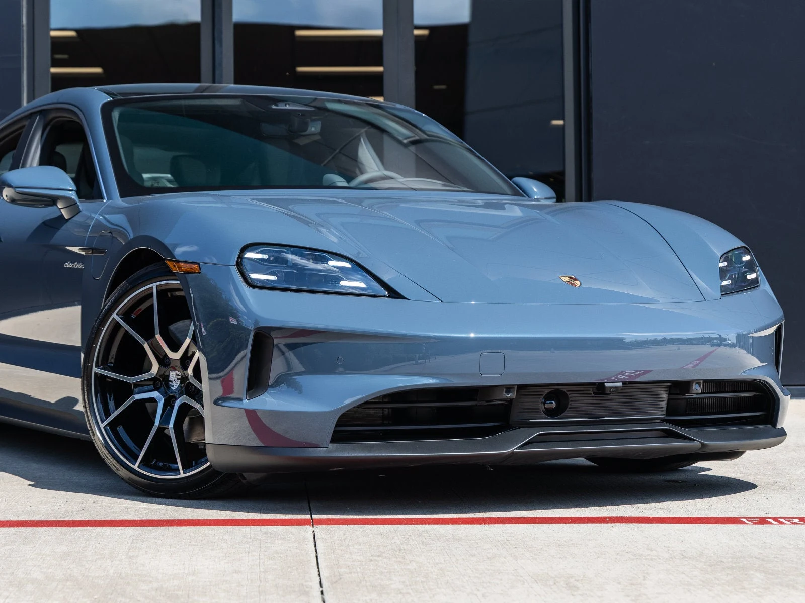 2026 Porsche Taycan 4 Sedan (2025 Update), 9/20