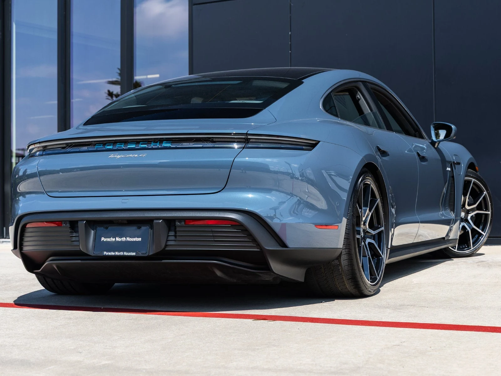 2026 Porsche Taycan 4 Sedan (2025 Update), 11/20