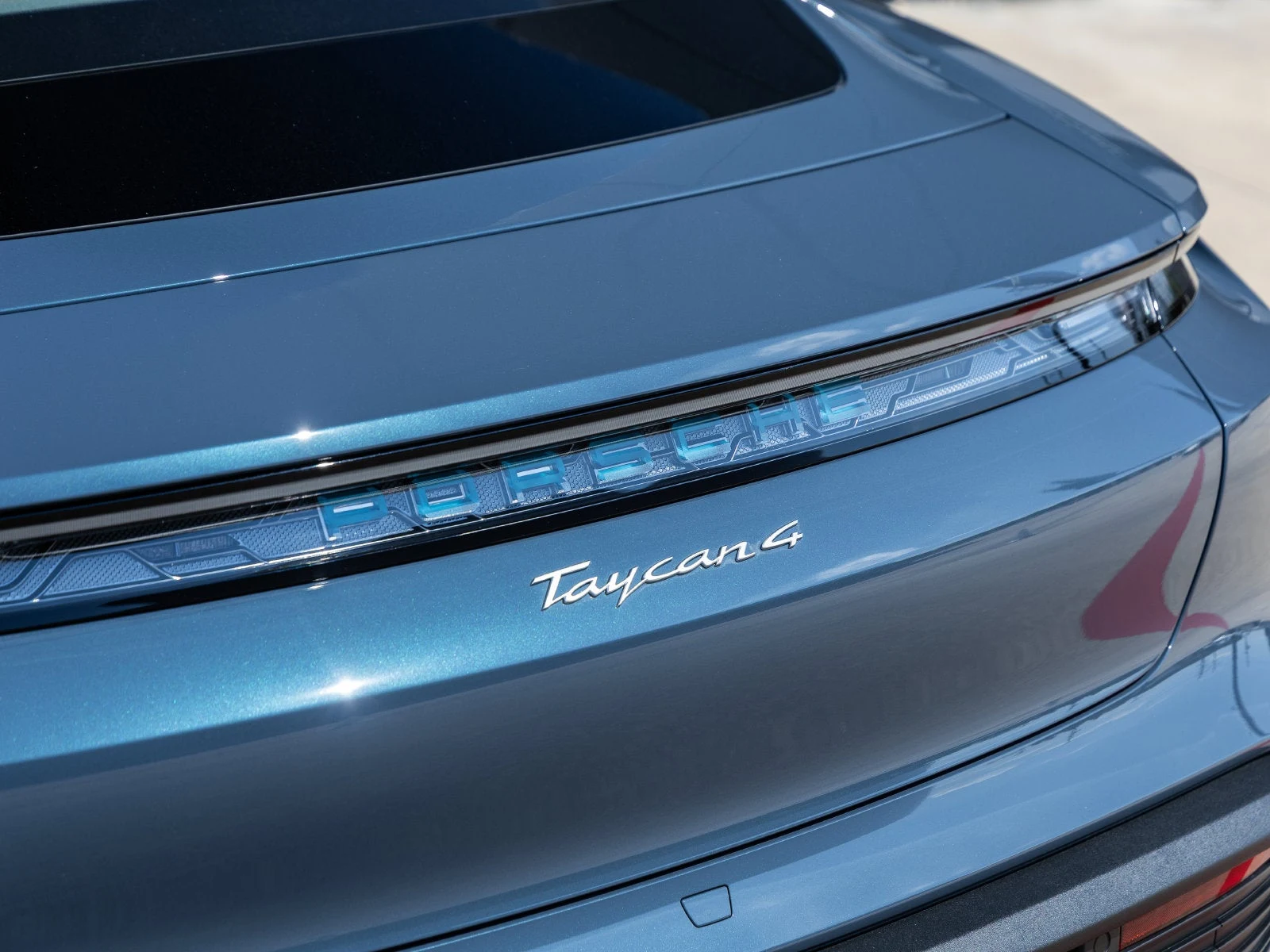 2026 Porsche Taycan 4 Sedan (2025 Update), 15/20