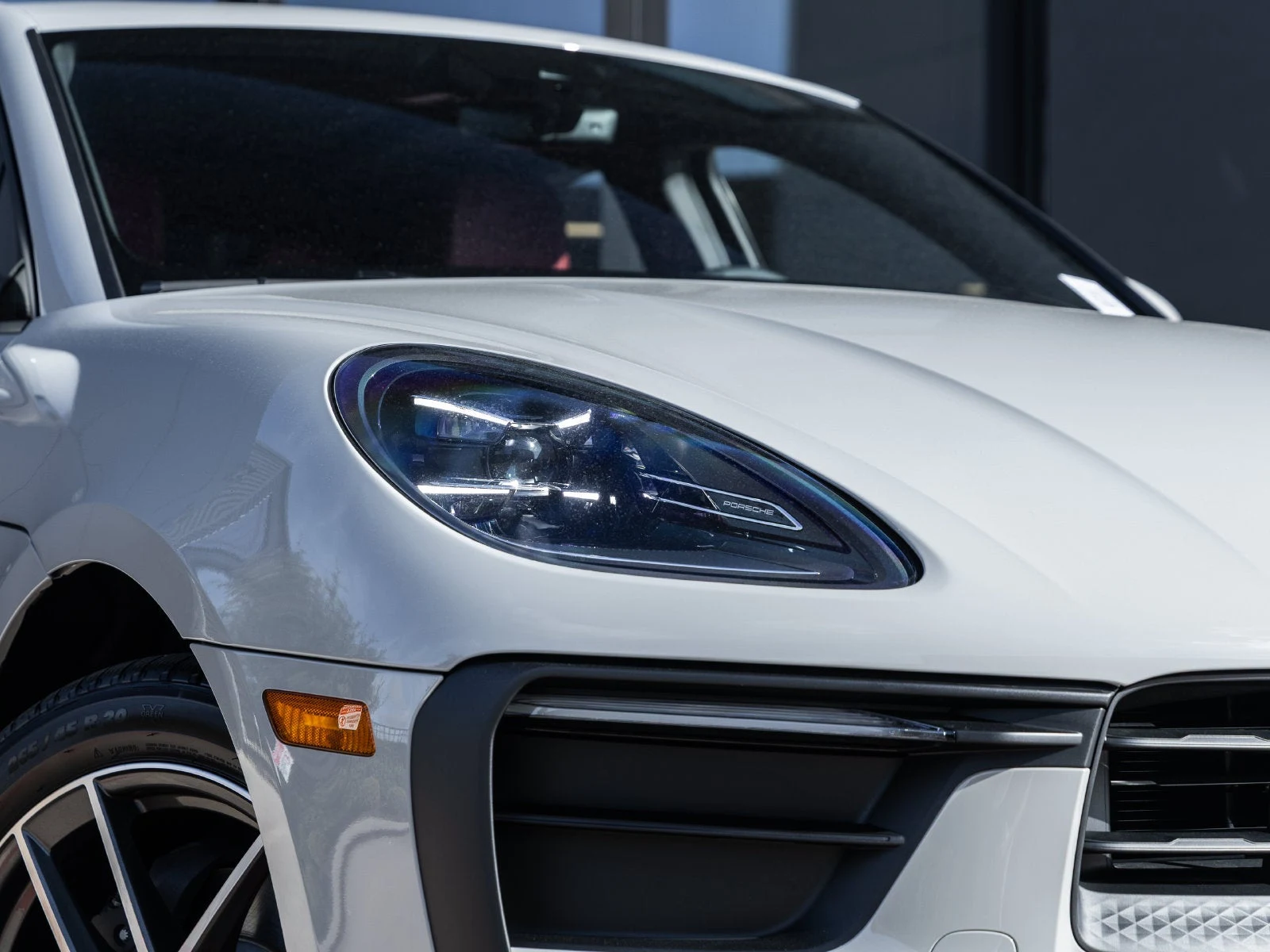 2026 Porsche Macan (95B), 20/20
