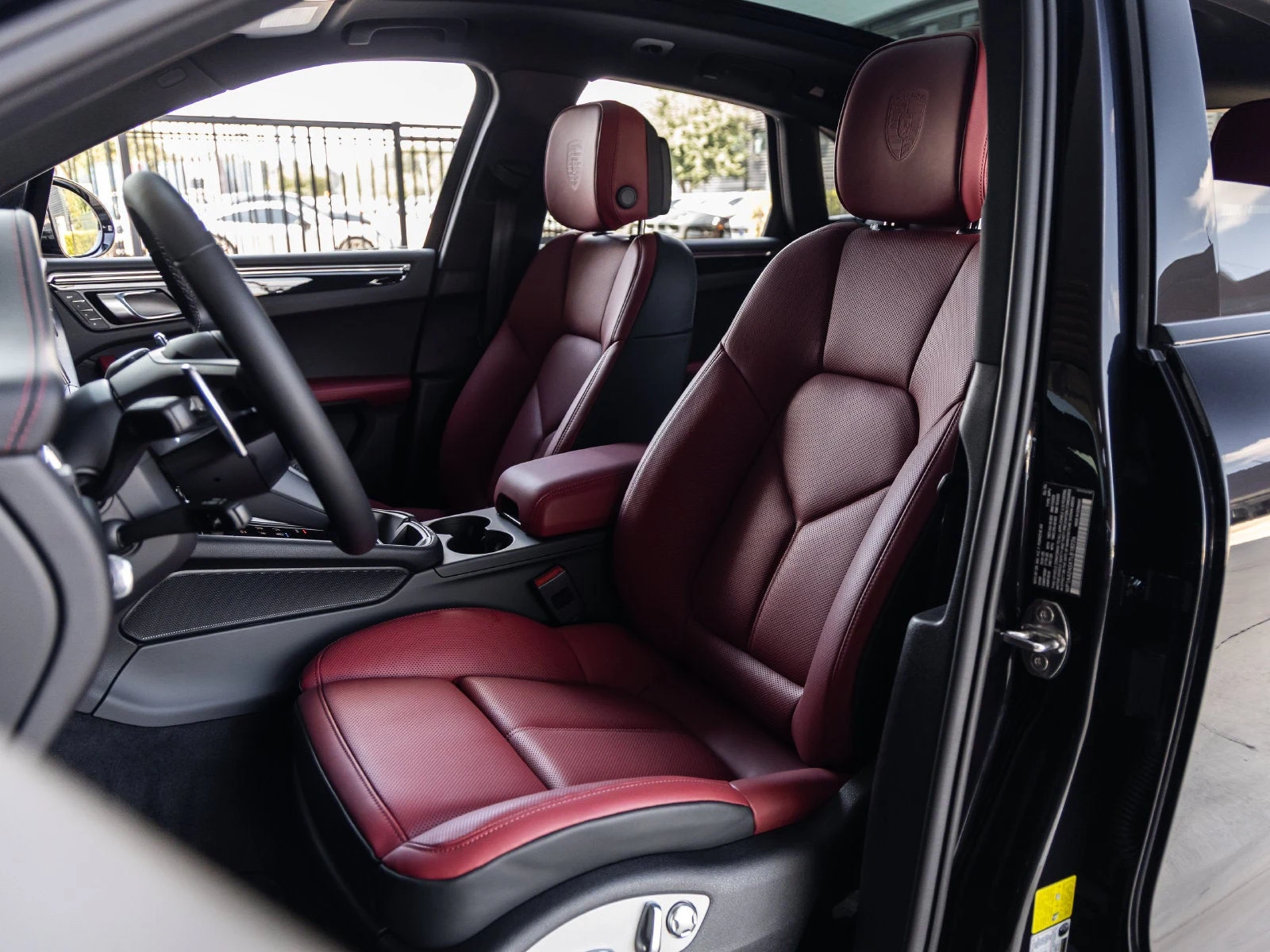 2026 Porsche Macan (95B), 5/20