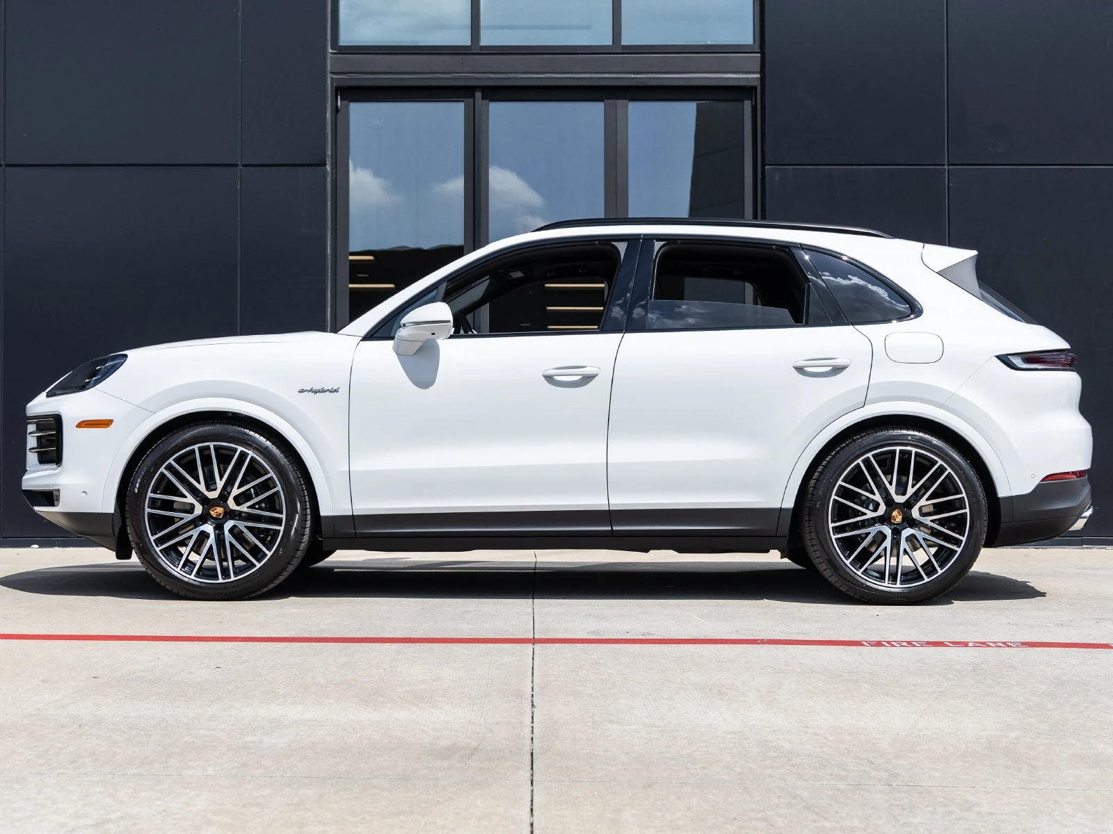 2026 Porsche Cayenne E-Hybrid (3rd Generation), 2/20