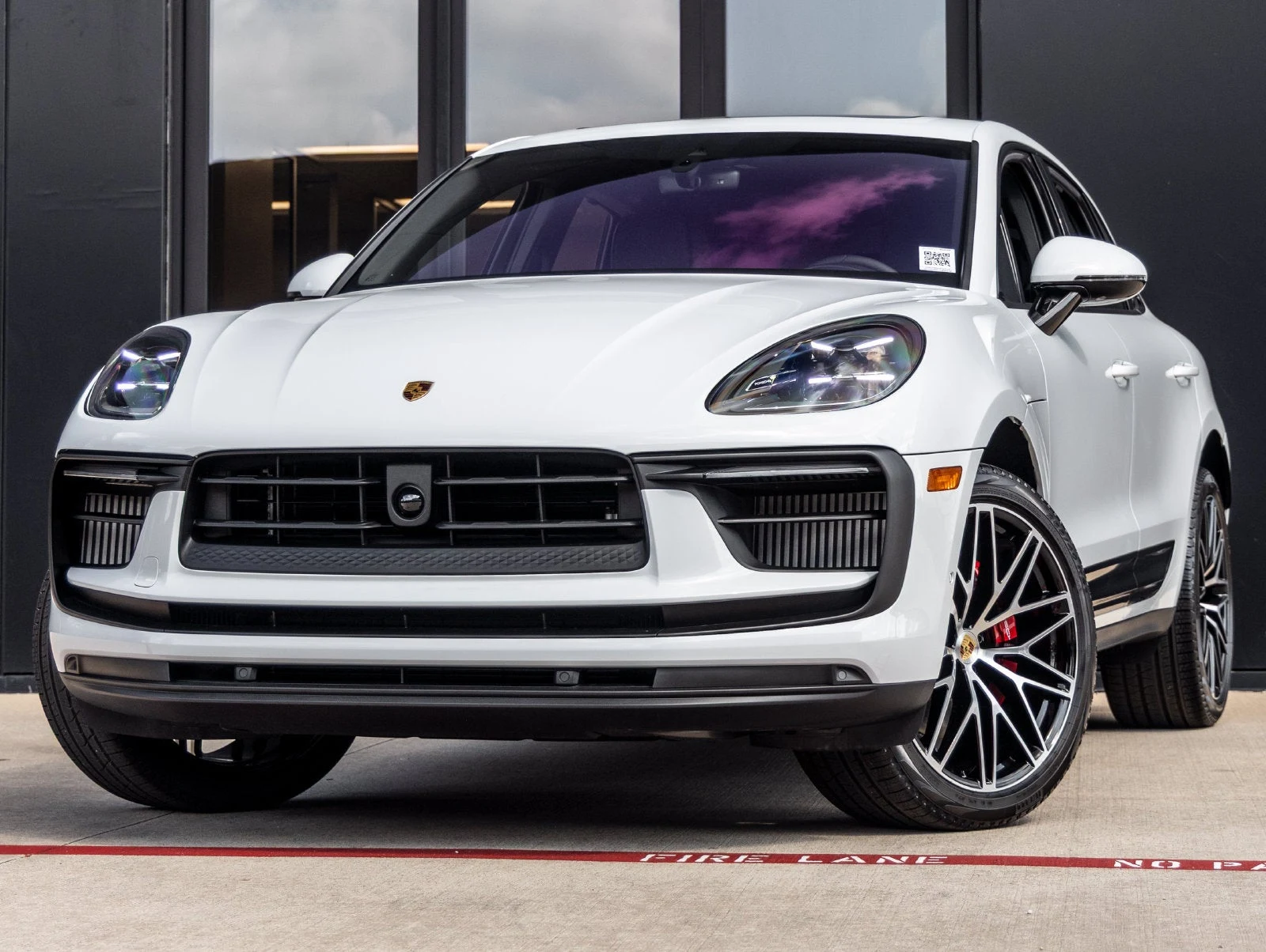 Porsche Macan S (95B) · Carrara White Metallic · Indigo Auto Group