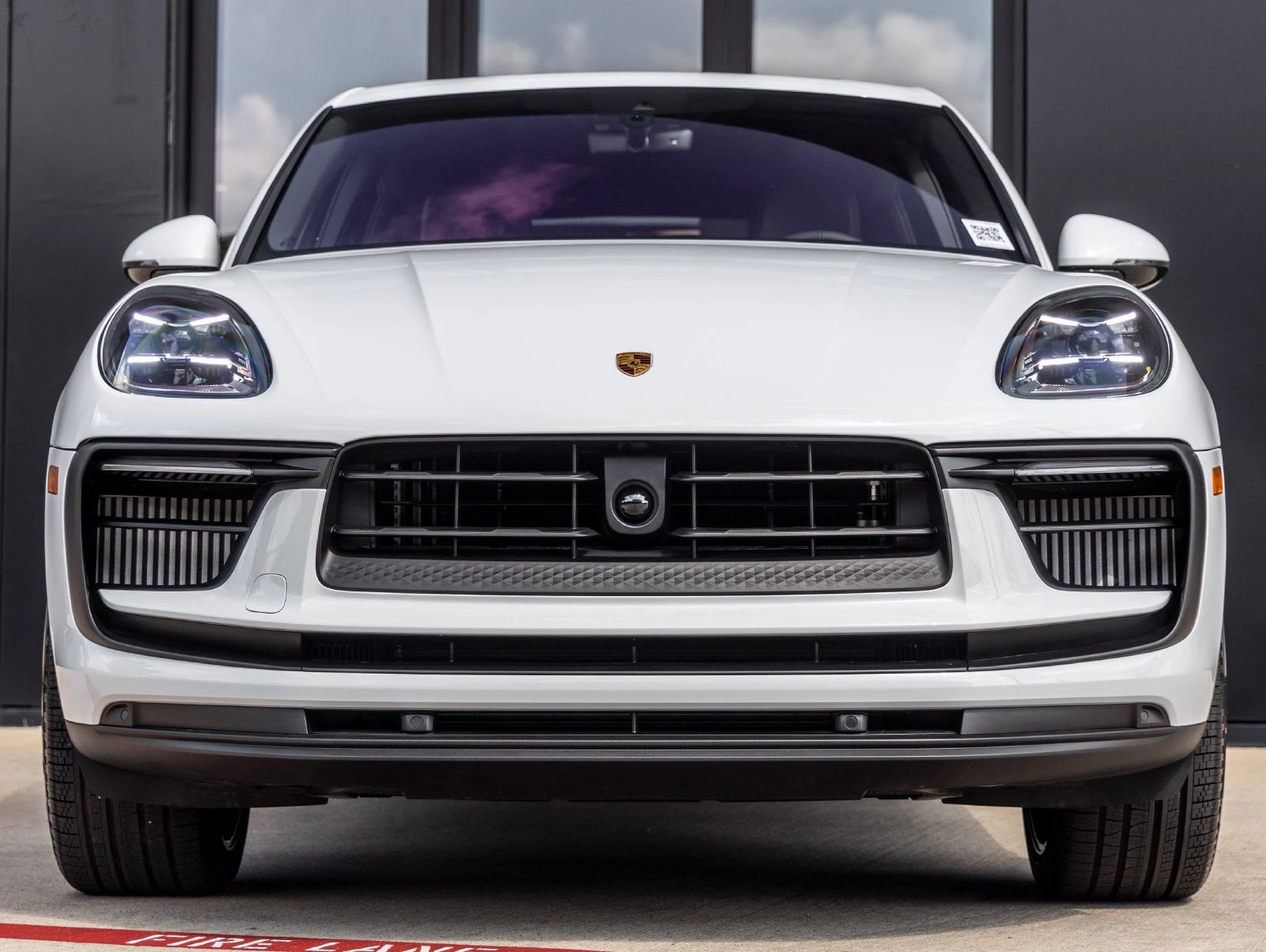 2026 Porsche Macan S (95B), 8/20