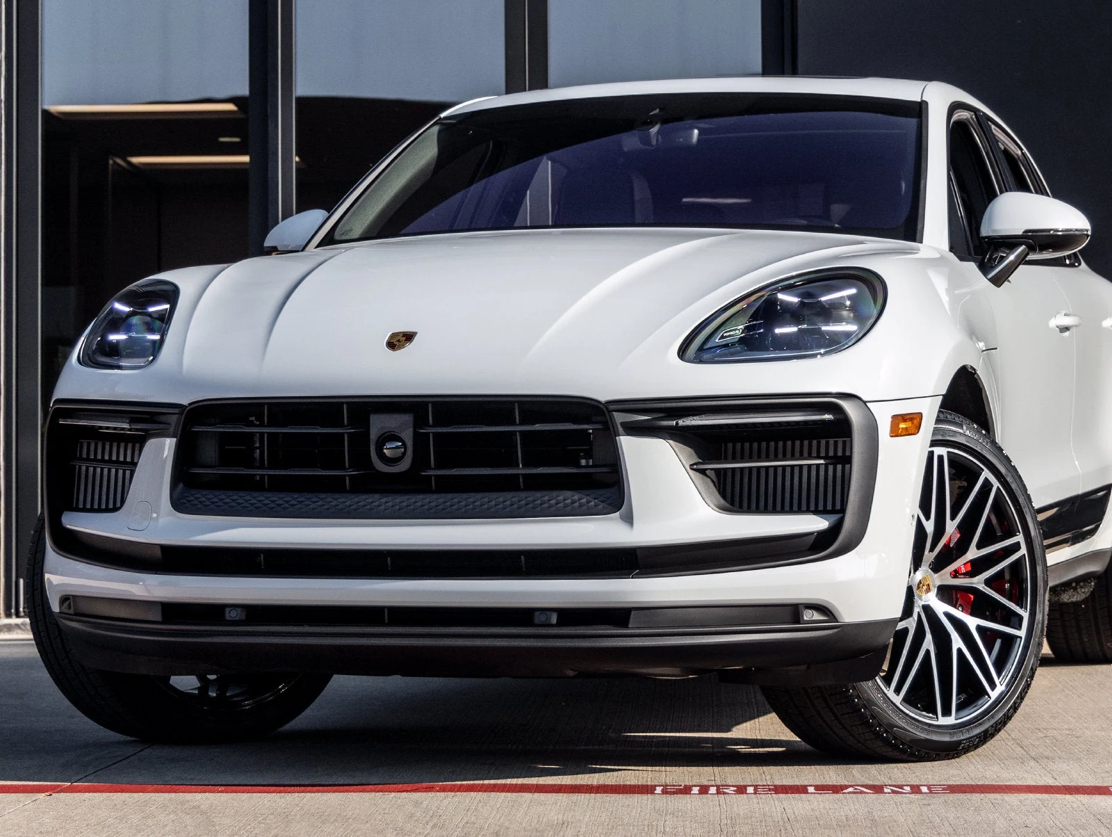 2026 Porsche Macan S (95B), 7/20