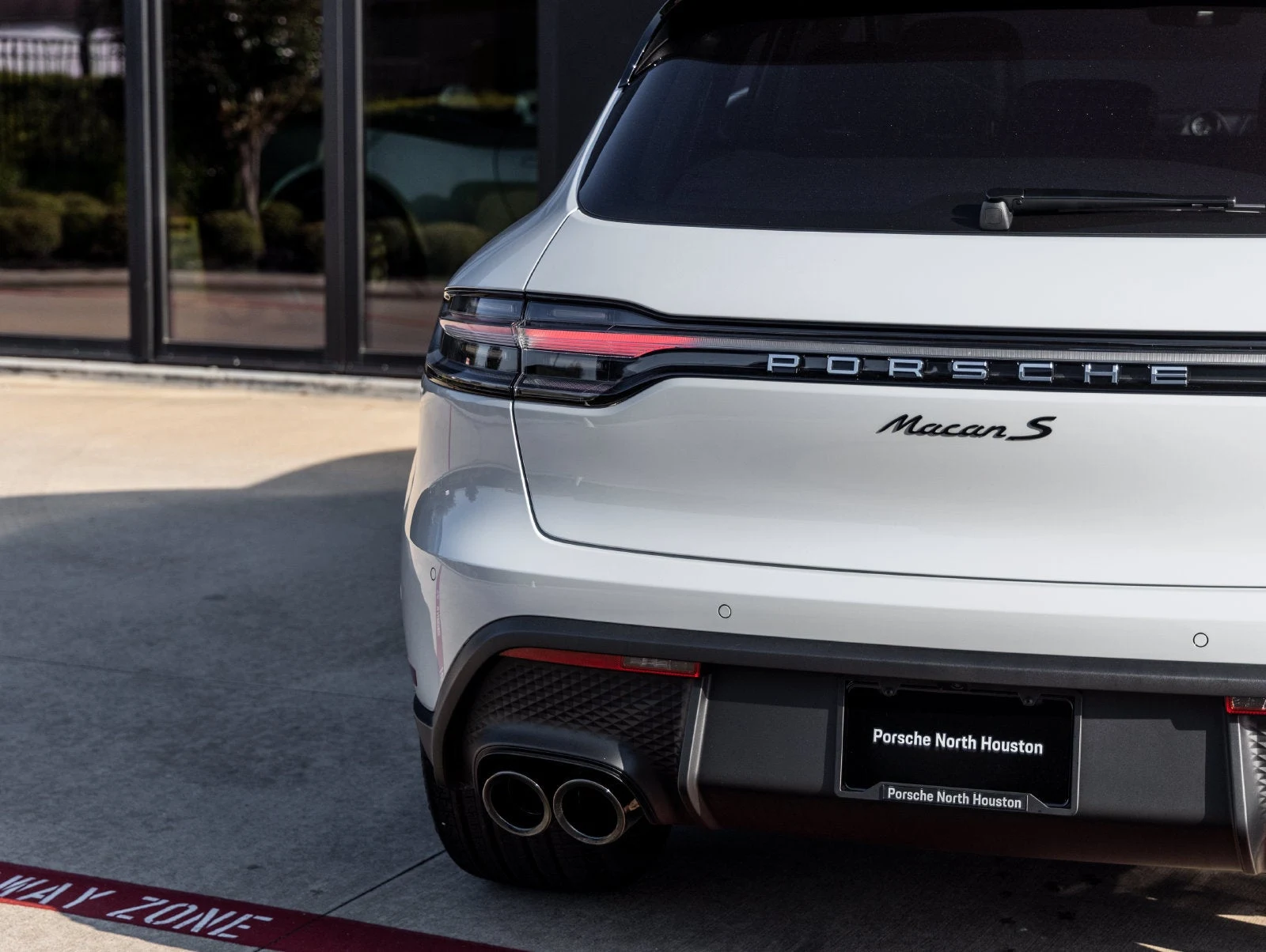 2026 Porsche Macan S (95B), 13/20
